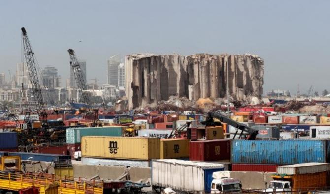 « L'échec jusqu'à présent de tenir quiconque pour responsable de l'explosion désastreuse au port l'été dernier est juste l'exemple le plus dramatique de l'impunité et de l'irresponsabilité qui caractérisent trop la vie libanaise », a écrit le chargé d'affaires britannique sortant (Photo, AFP)