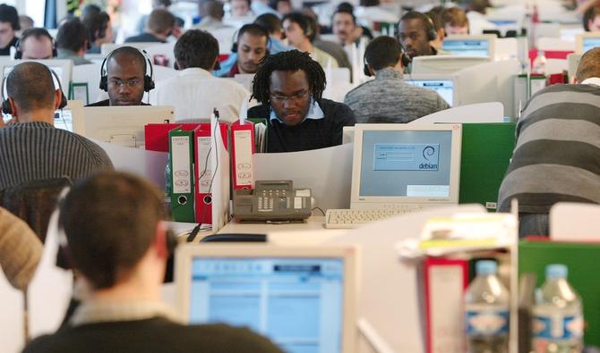  Le 9 juin, les règles entourant le télétravail avaient été assouplies, un nouveau protocole permettant aux entreprises de faire revenir plusieurs jours par semaine leurs salariés au bureau. (Photo, AFP)