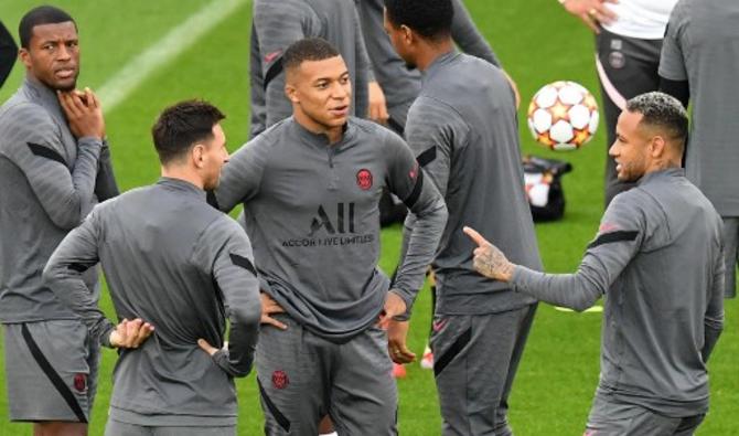 Le trio d'attaquants stars Lionel Messi, Neymar et Kylian Mbappé lors d'une séance d'entraînement au stade Jan Breydel de Bruges le 14 septembre 2021 (Photo, AFP)