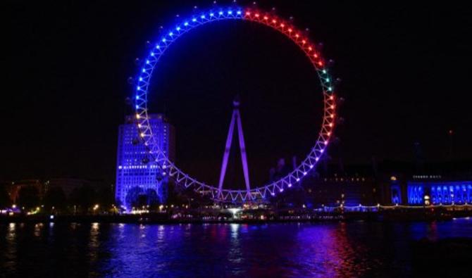 Le London Eye surplombant la Tamise est photographié à Londres le 1er mai 2015 (Photo, AFP) 