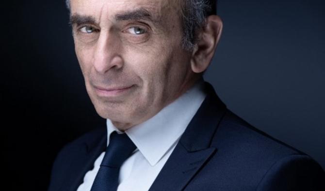 Le procès du candidat putatif à la présidentielle Eric Zemmour, jugé pour des propos controversés sur les mineurs migrants isolés, s'ouvre à Paris. (Photo, AFP)