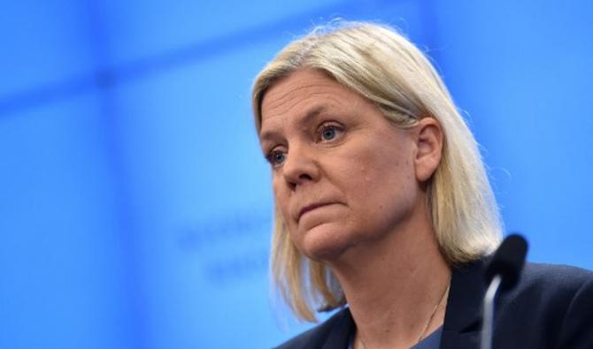 La Première ministre suédoise élue Magdalena Andersson s'adresse à une conférence de presse après le vote du budget au parlement suédois, le 24 novembre 2021. (Photo, AFP)