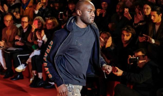 Cette photo d'archive prise le 17 janvier 2018 montre Virgil Abloh, styliste et directeur artistique des collections homme de la maison Louis Vuitton, après la présentation de la collection homme automne/hiver 2018/2019, à Paris. (Photo, AFP)