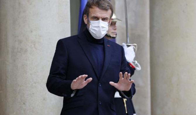 Le président français Emmanuel Macron au palais présidentiel de l'Élysée à Paris, le 20 décembre 2021. (Photo, AFP)