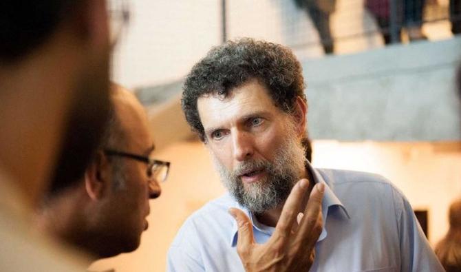 Osman Kavala a longtemps défendu les droits des minorités turques, notamment les Arméniens, les Kurdes et autres. Il est le fondateur d'une organisation artistique et culturelle à but non lucratif basée à Istanbul. (Photo, AFP) 