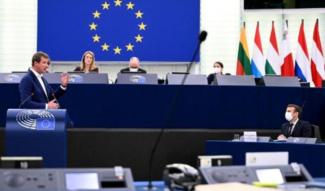 Au Parlement européen de Strasbourg, le chef d'Etat a présenté sa feuille de route pour la présidence française de l'Union européenne, mais le débat a tourné au débat électoral avec les interventions des eurodéputés français. (Photo, AFP)
