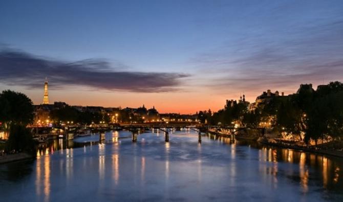 Le Pont des Arts. (Photo, AFP)