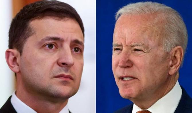 Le président ukrainien Volodymyr Zelensky à Riga, en Lettonie, le 16 octobre 2019 ; et le président américain Joe Biden, le 4 juin 2021 au Rehoboth Beach, Delaware, Convention Center. (Photo, AFP)