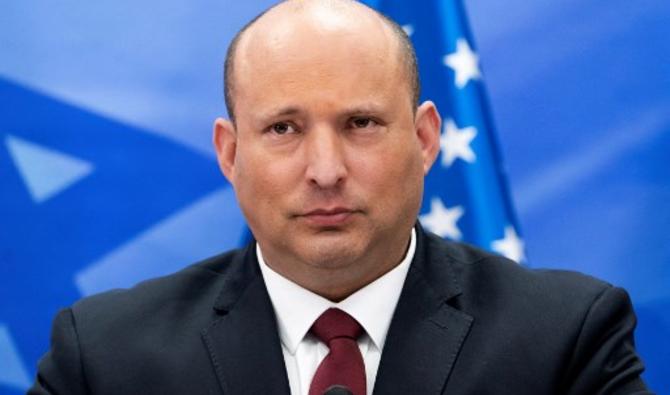 Le Premier ministre israélien Naftali Bennett s'adresse aux médias après sa rencontre avec le secrétaire d'État américain Antony Blinken au bureau du Premier ministre à Jérusalem, le 27 mars 2022. (Photo, AFP)