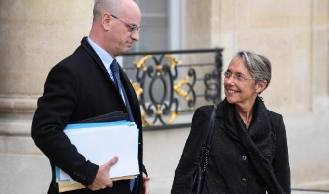 Jean-Michel Blanquer et Elisabeth Borne à l’Elysée, le 16 mars 2022. (Photo, AFP)