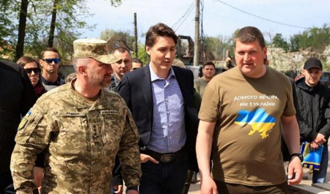 Le Premier ministre canadien Justin Trudeau s'est rendu dimanche à Irpin dans la banlieue de Kiev. (Photo, AFP)