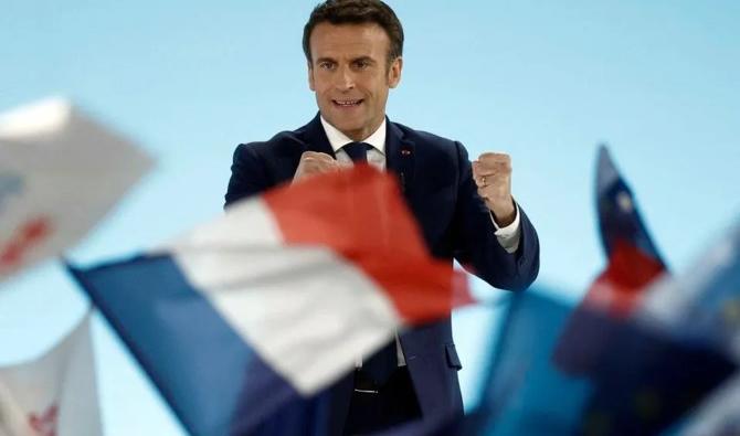 Macron et l’establishment français indemnes… pour le moment