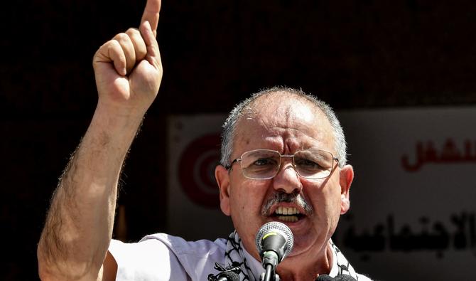 Noureddine Taboubi, secrétaire général de l'Union générale tunisienne du travail (UGTT), prend la parole lors d'un rassemblement à Tunis, le 16 juin 2022. (Photo, AFP)