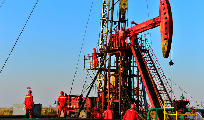 Le pétrole brut pourrait chuter à 65 dollars le baril d'ici la fin de cette année et sombrer à 45 dollars le baril d'ici à la fin de 2023. (Shutterstock)