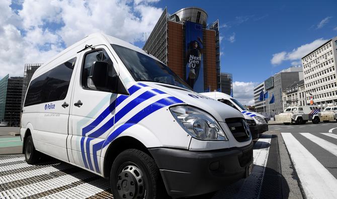 Les faits se sont produits dans la nuit de lundi à mardi au commissariat de la commune bruxelloise de Molenbeek, quelques heures après l'arrestation de ce suspect dans la capitale belge à la demande du parquet de Courtrai (Photo, AFP)