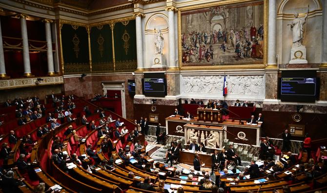 Une séance de questions au gouvernement à l'Assemblée nationale à Paris, le 4 octobre 2022. (Photo, AFP)