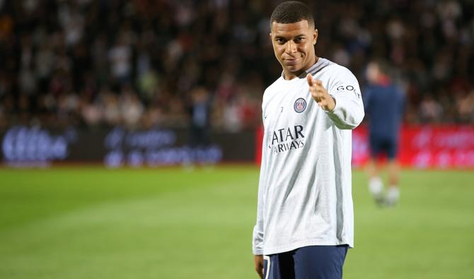 L'attaquant français du Paris Saint-Germain Kylian Mbappé au stade François Coty d'Ajaccio, en Corse, le 21 octobre 2022. (Photo, AFP)