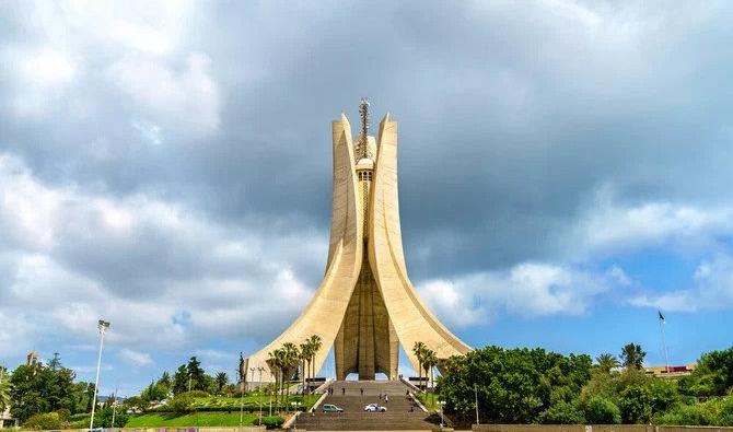 Le Monument des martyrs à Alger que l'archevêque Paul Richard Gallagher, secrétaire du Vatican pour les relations avec les États et les organisations internationales, a visité au début de son voyage en Algérie. (Shutterstock)