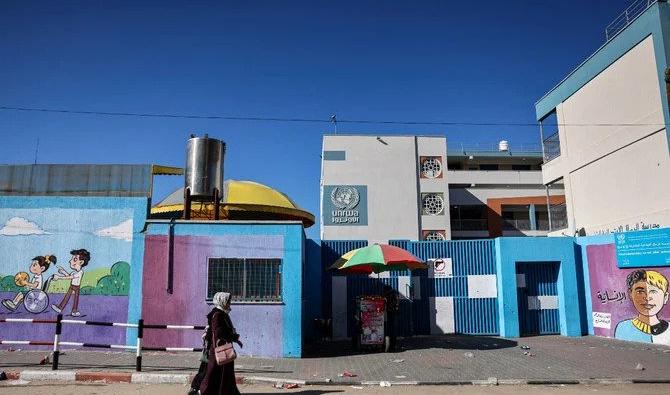 Les EAU envoient de l’aide pour soutenir le secteur des soins de santé en Palestine. (Photo, AFP)