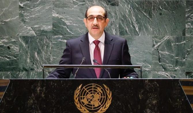 Bassam Sabbagh, vice-ministre des Affaires étrangères de la République arabe syrienne, prononce un discours lors de la 78e Assemblée générale des nations unies, au siège de l’organisation, à New York, le 26 septembre 2023. (AFP).