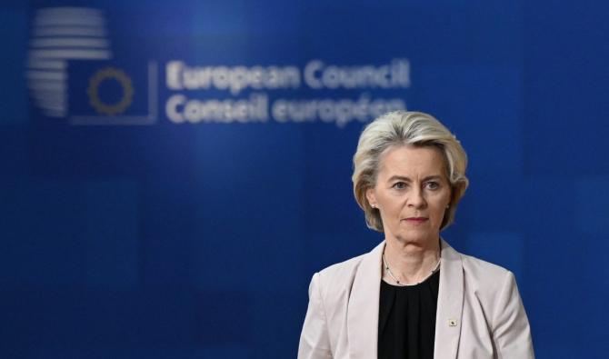 La présidente de la Commission européenne, Ursula von der Leyen, arrive au sommet des dirigeants de l'UE au bâtiment du Conseil européen à Bruxelles, le 26 octobre 2023. (AFP).