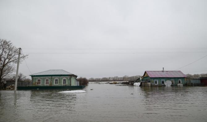 Vue du village inondé de Pokrovka, à environ 90 km de la ville de Petropavl, dans le nord du Kazakhstan, près de la frontière avec la Russie, le 9 avril 2024. (Photo Evgeniy Lukyanov  AFP)