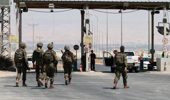 Le pont du roi Hussein, un pas de trop vers l'humiliation des Palestiniens