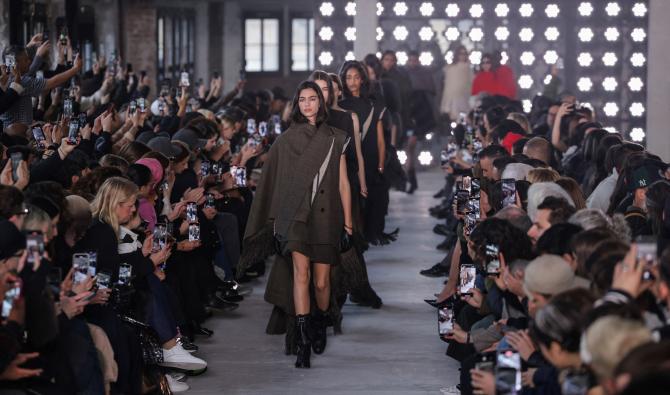 Fashion Week : la griffe Coperni rend hommage aux gamers