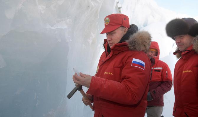 Que se cache-t-il derrière la stratégie russe agressive dans l'Arctique?